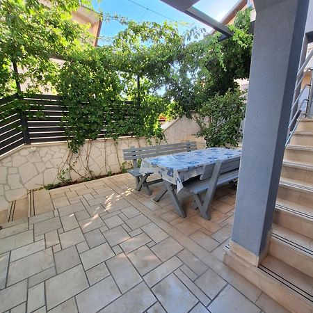 Sophie Apartments Жаборич Екстериор снимка