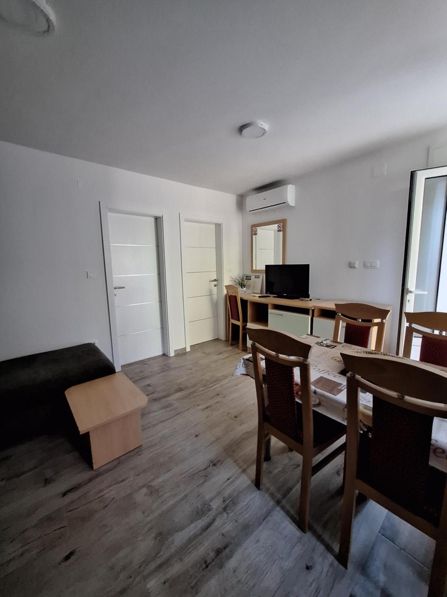 Sophie Apartments Жаборич Екстериор снимка