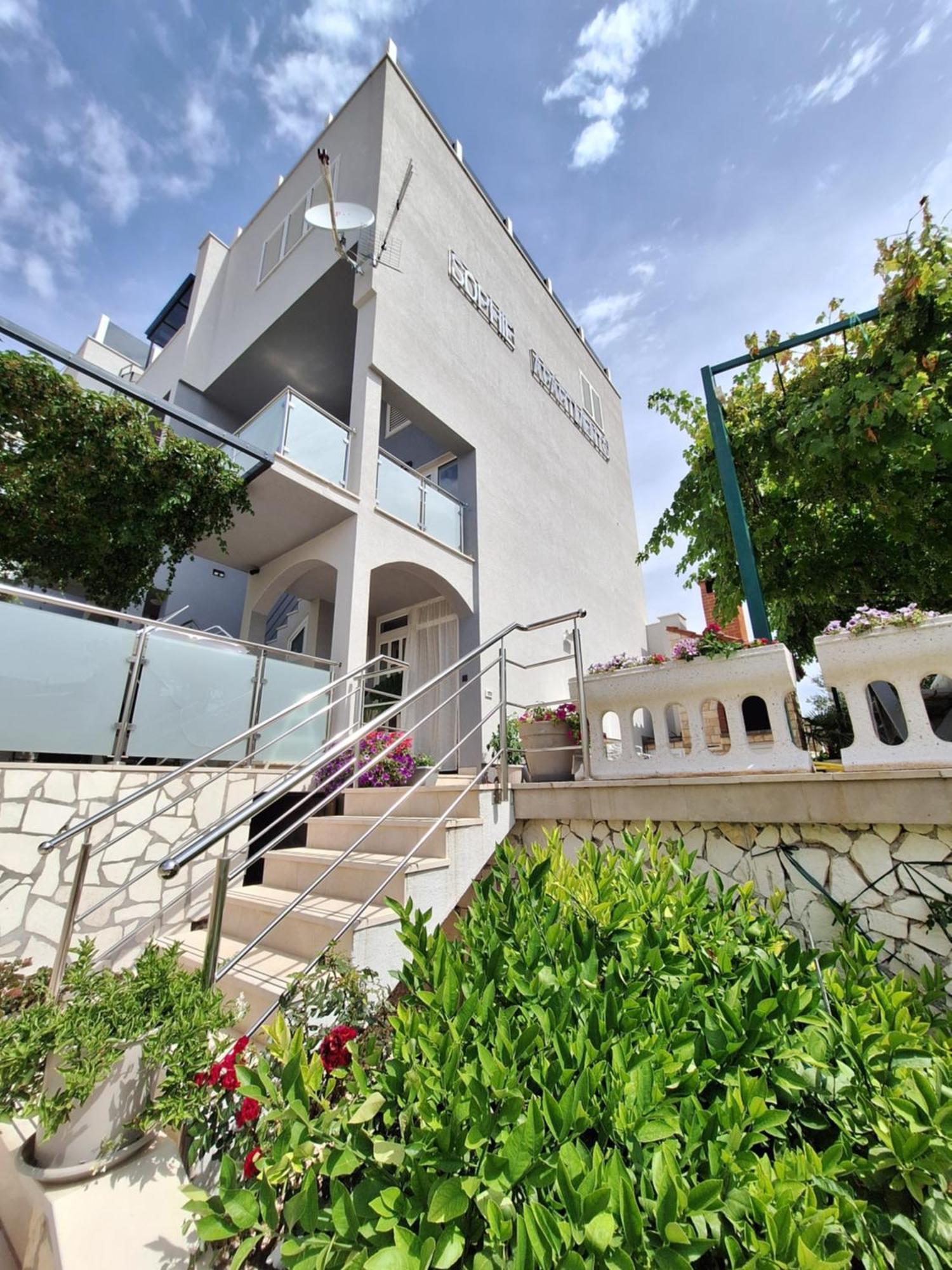 Sophie Apartments Жаборич Екстериор снимка